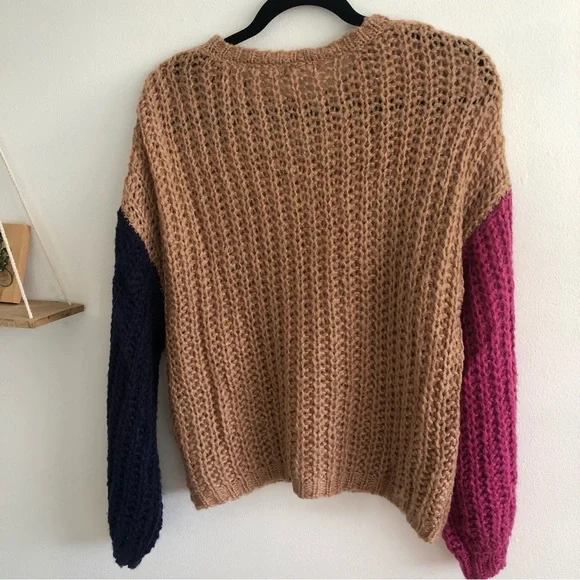 NWT Colorblock Knit Oversized sweater - Picture 6 of 6